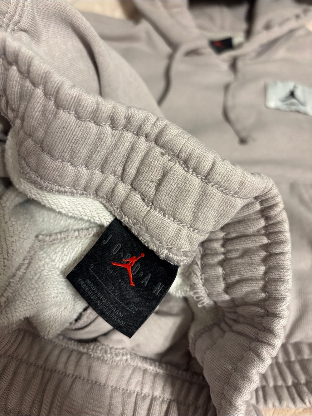 Jordan Essentials Flight Cropped Hoodie and Pant Set - Picture 3 of 5